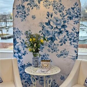 Blue Floral Arch Cover